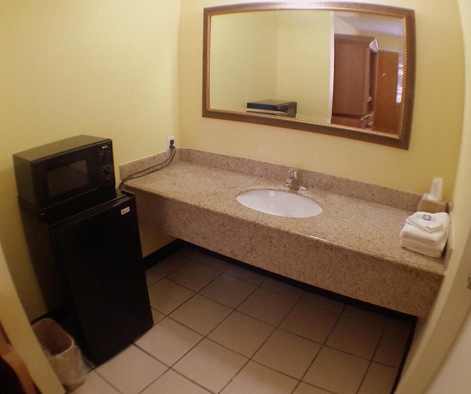 Great Western Inn Pasadena Bilik gambar